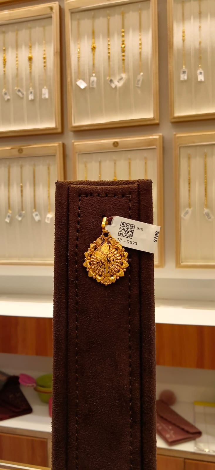 Single Hook Dollar